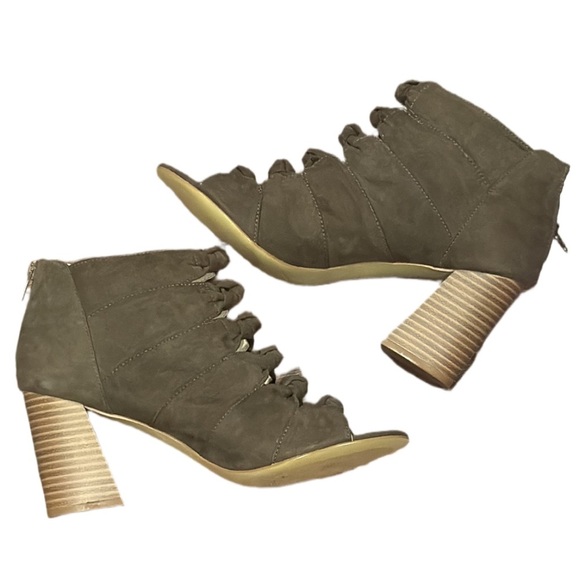 Size 9 Stylish 3.5 inch Women's Open-Toe Ankle Boots - Picture 1 of 9